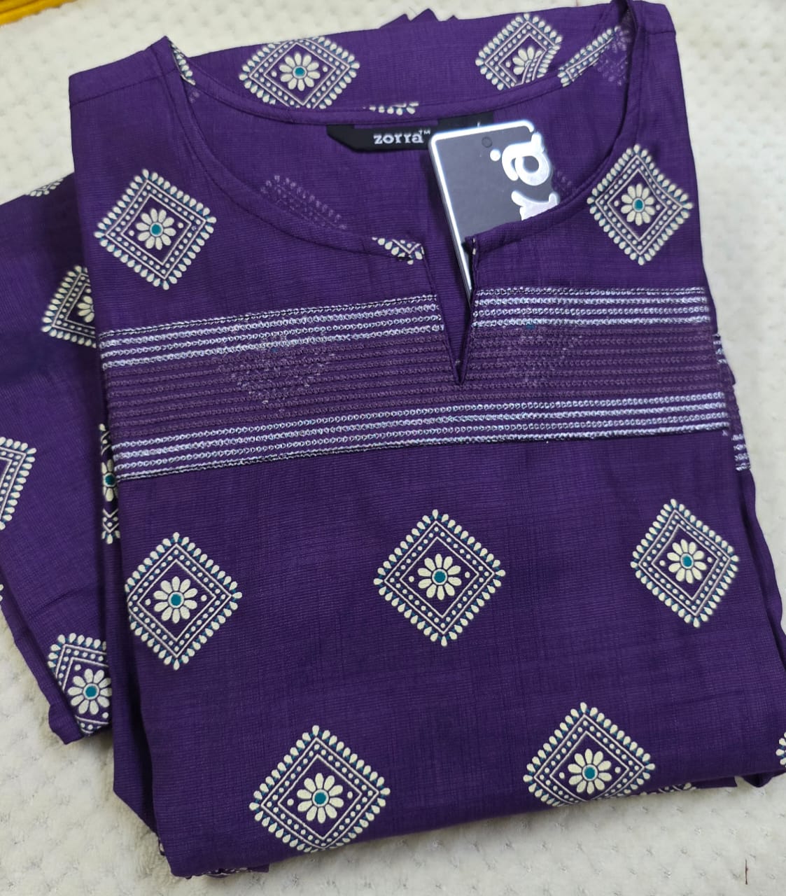 Zorra Rayon Straight cut kurti